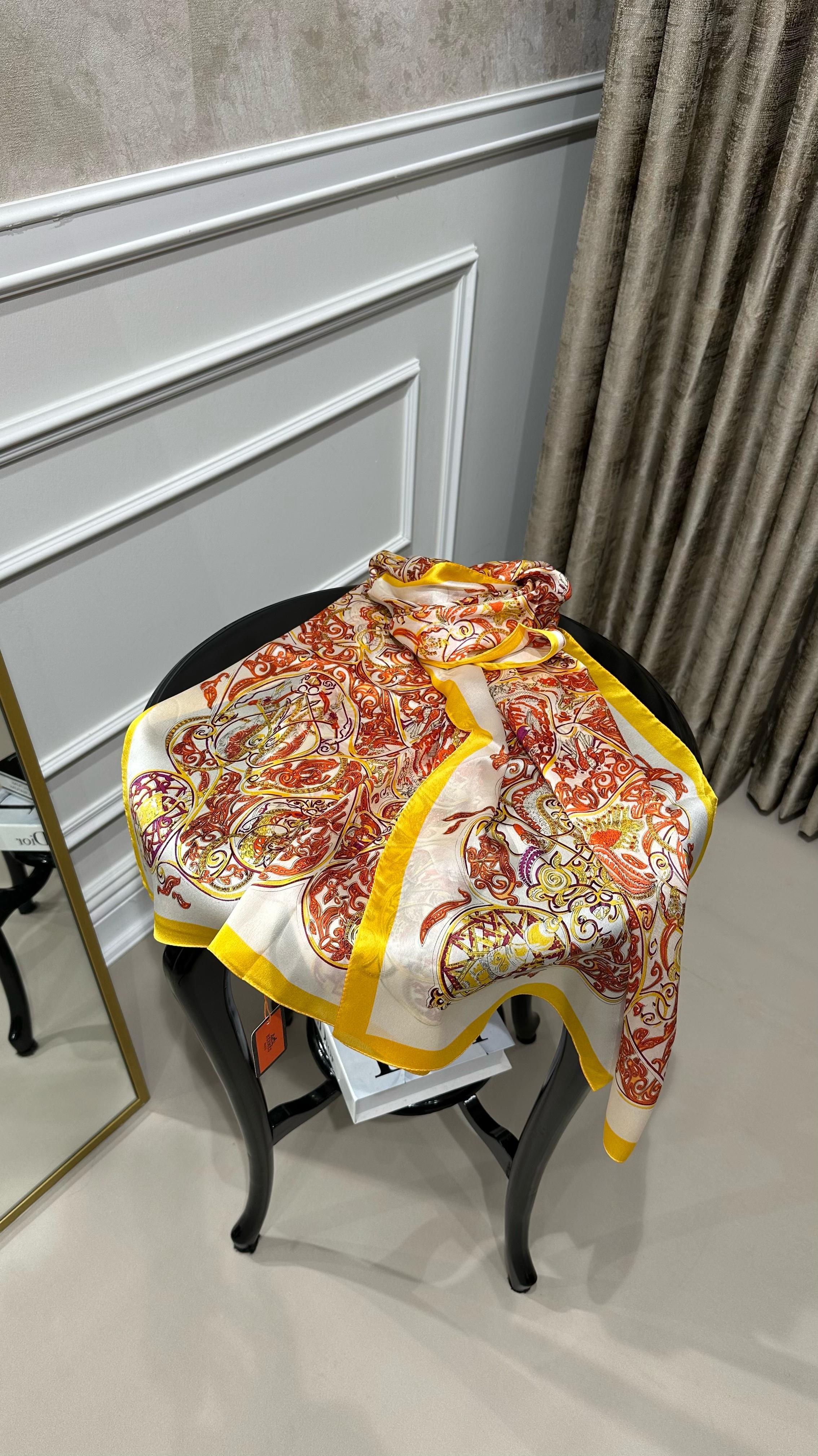 HERMES İPEK ŞAL BEYAZ