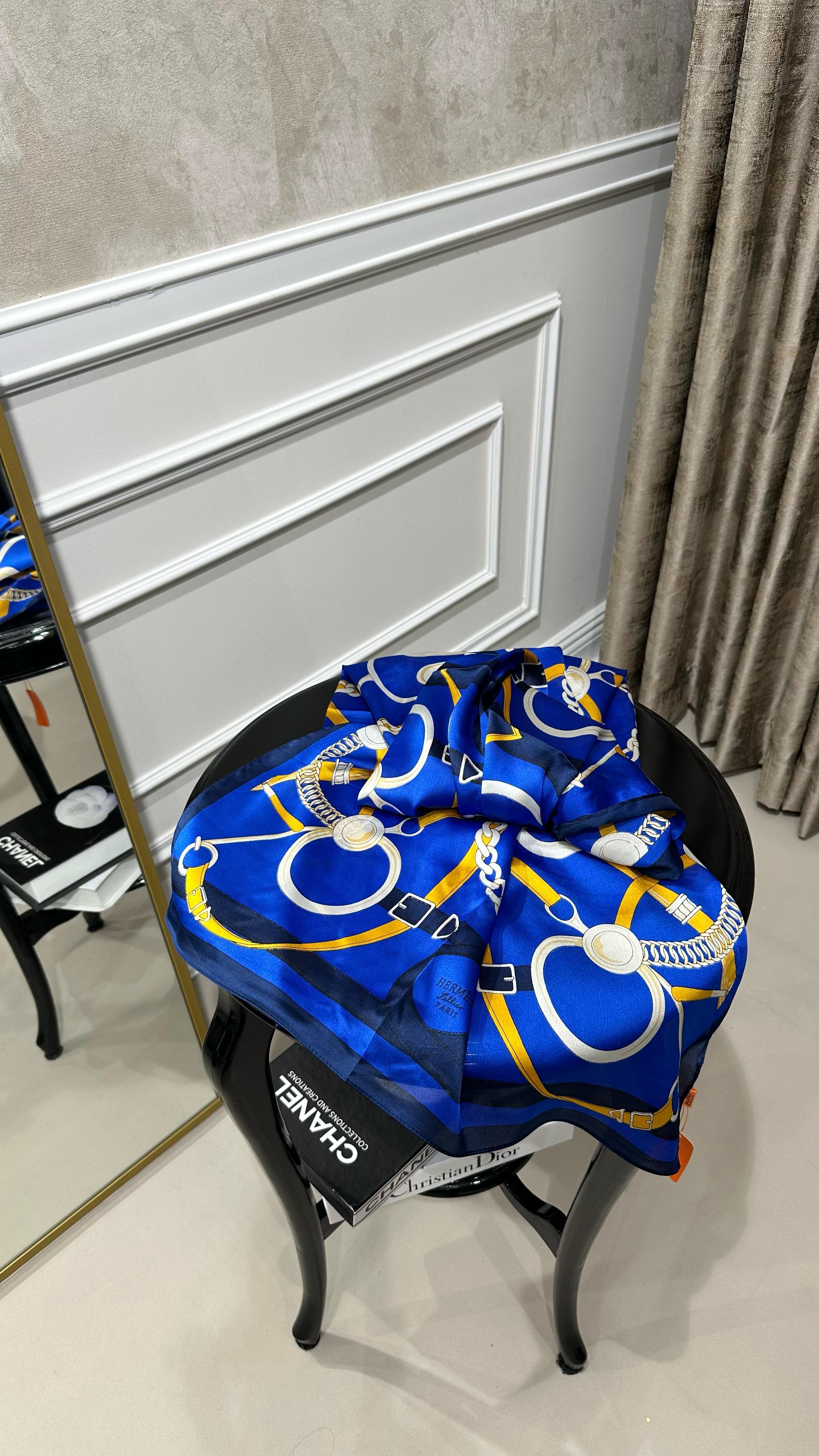 HERMES İPEK ŞAL SAKS