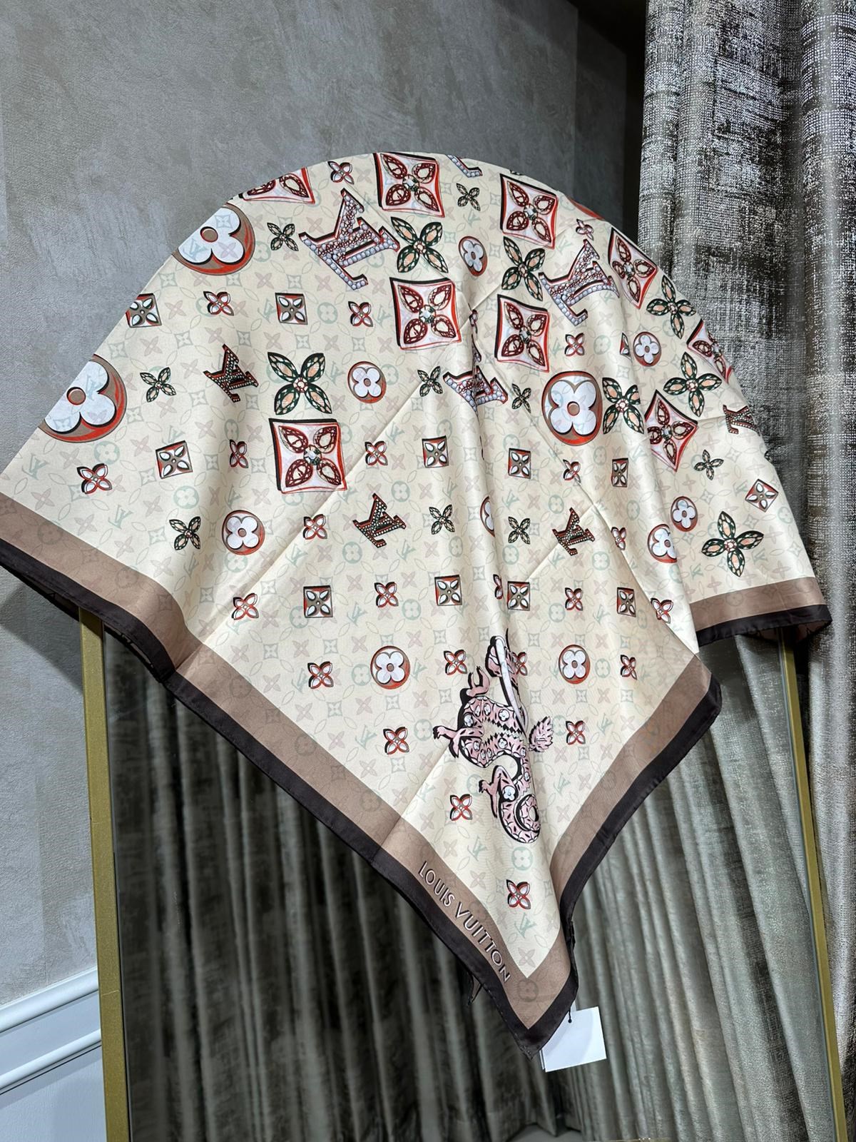 LV TWİL İPEK EŞARP KREM