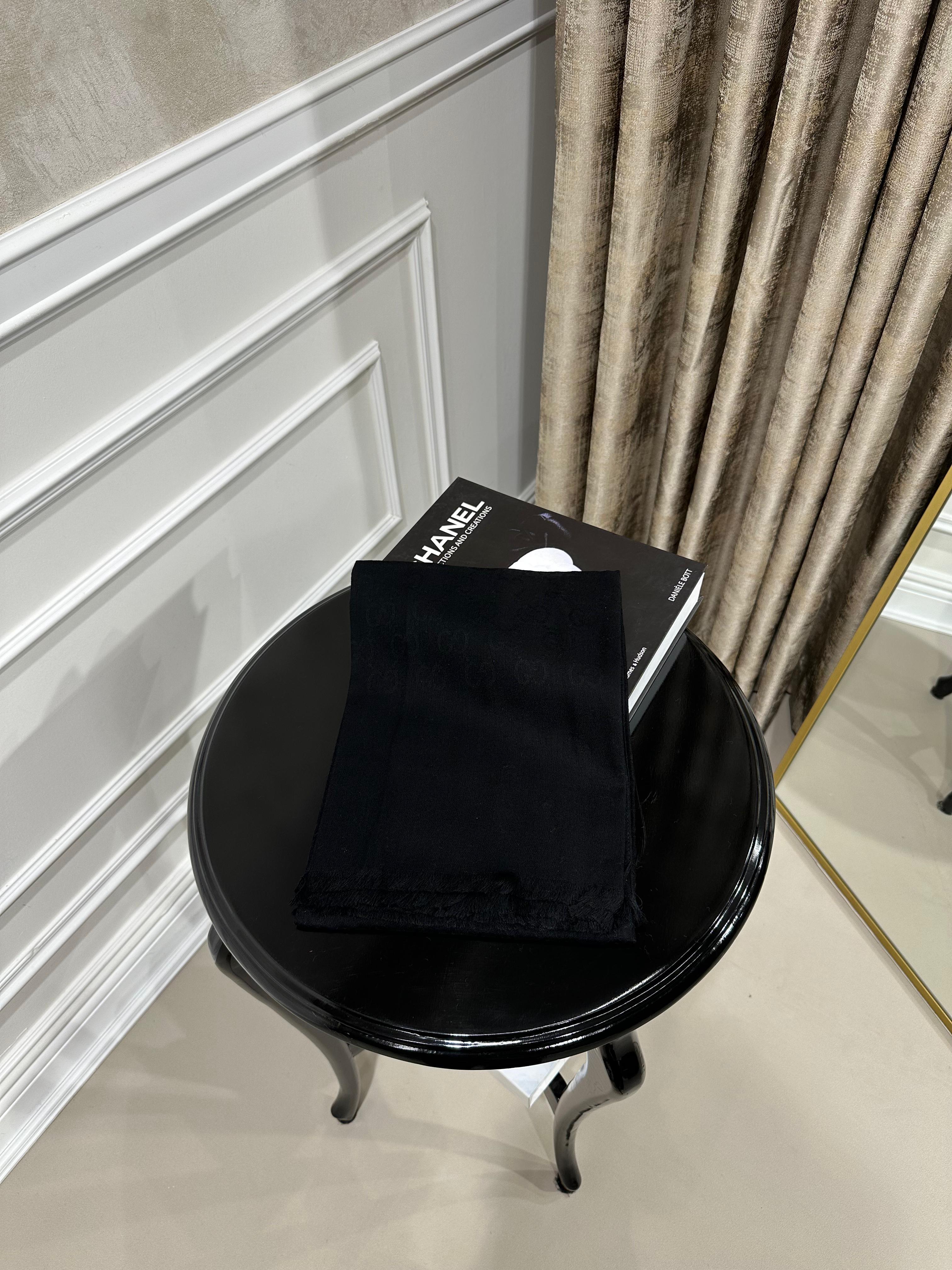 YÜN İPEK SİYAH ŞAL