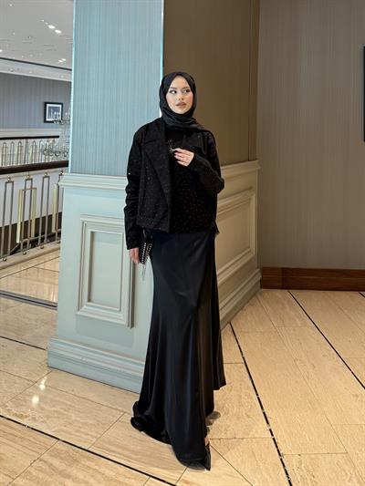 ASİMETRİK SİYAH SATEN ETEK