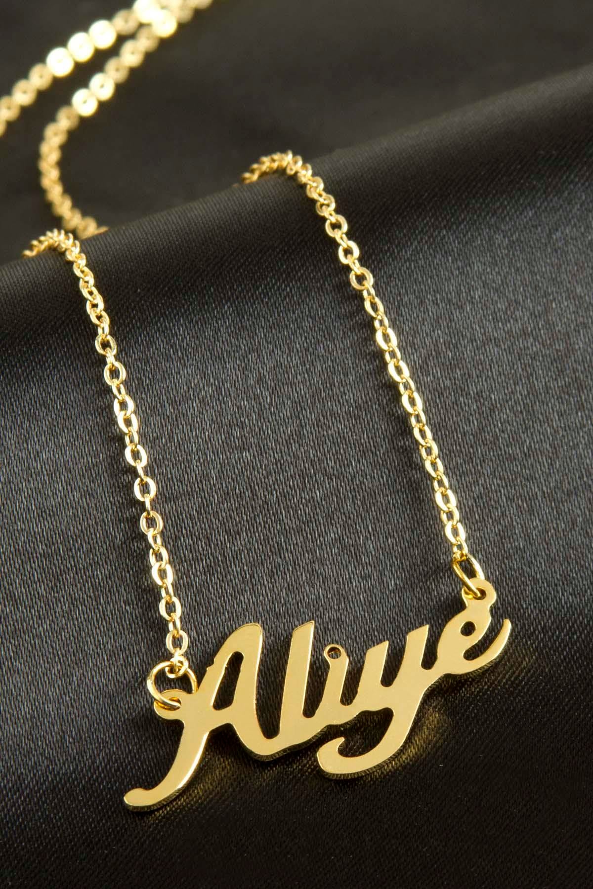 Aliye isimli kolye (Kişiye Özel)