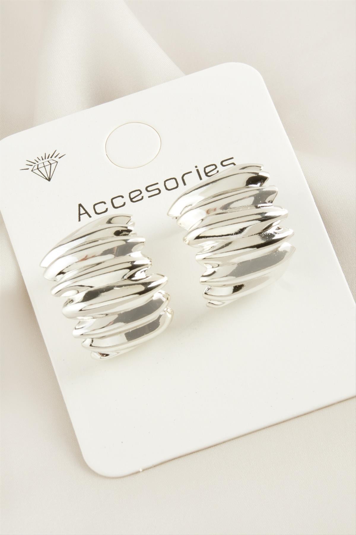 Burgulu Yeni Sezon Metal Küpe