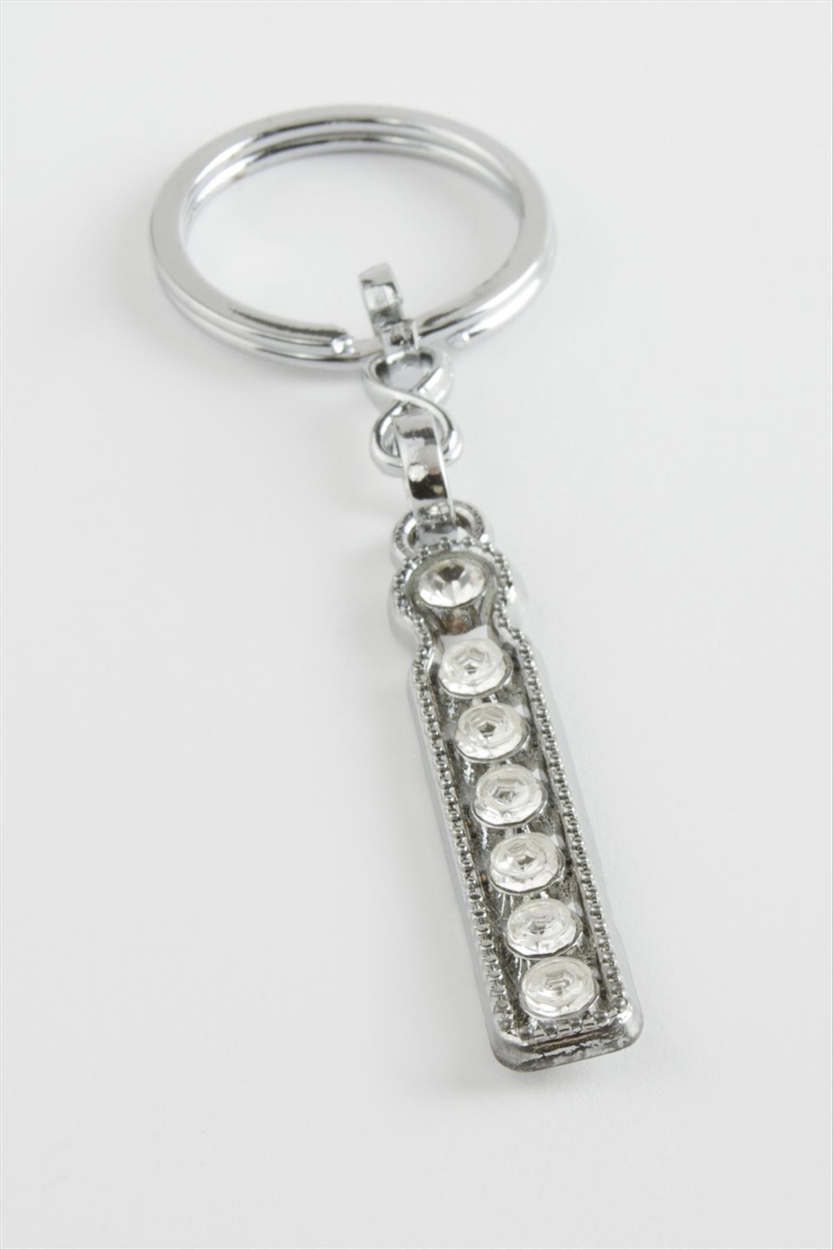 Gümüş Renkli Taşlı Harf Anahtarlık