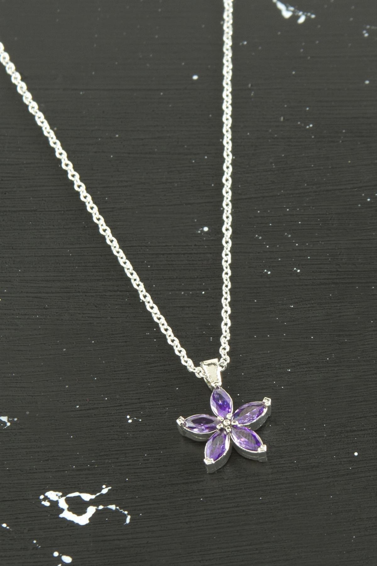 Papatya Zirkon Taşlı Trend Kolye