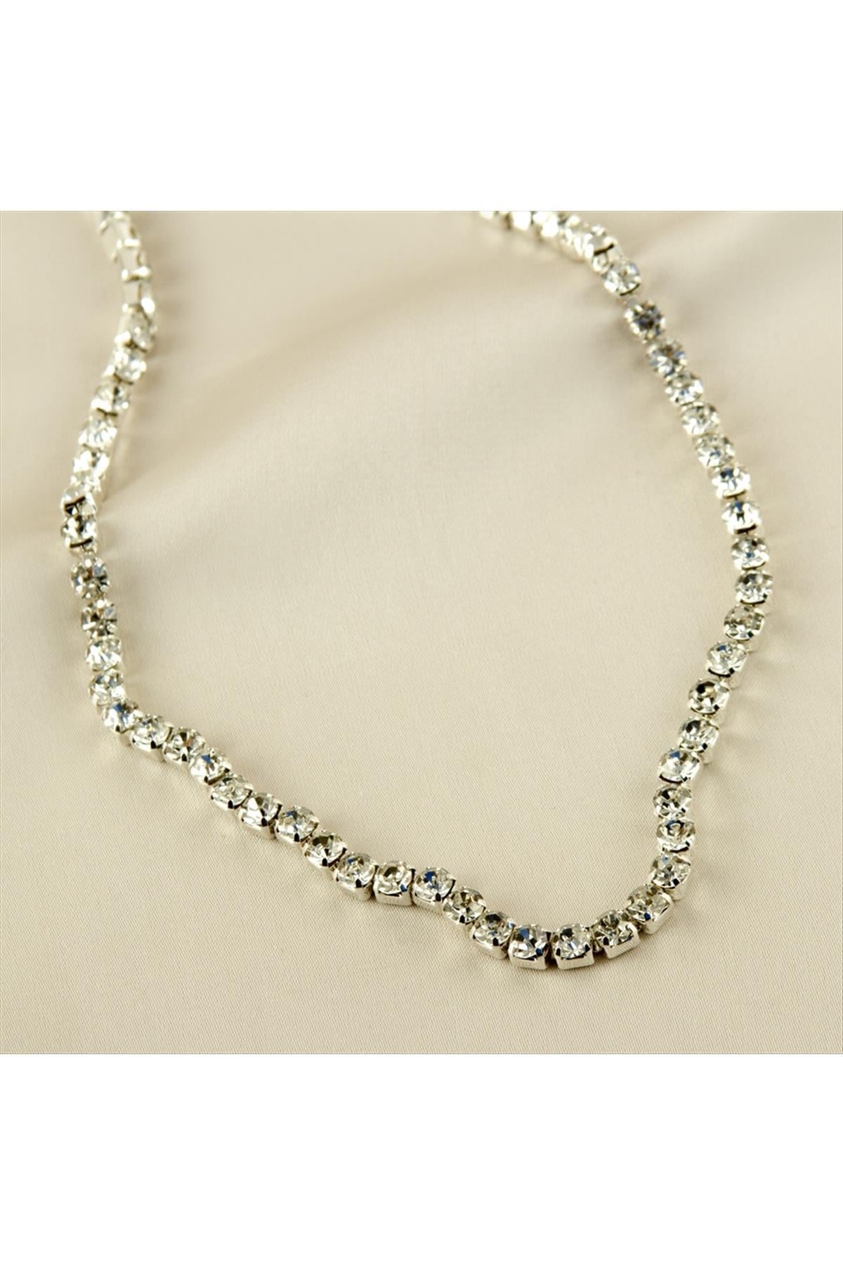 Şerit Taşlı Kolye