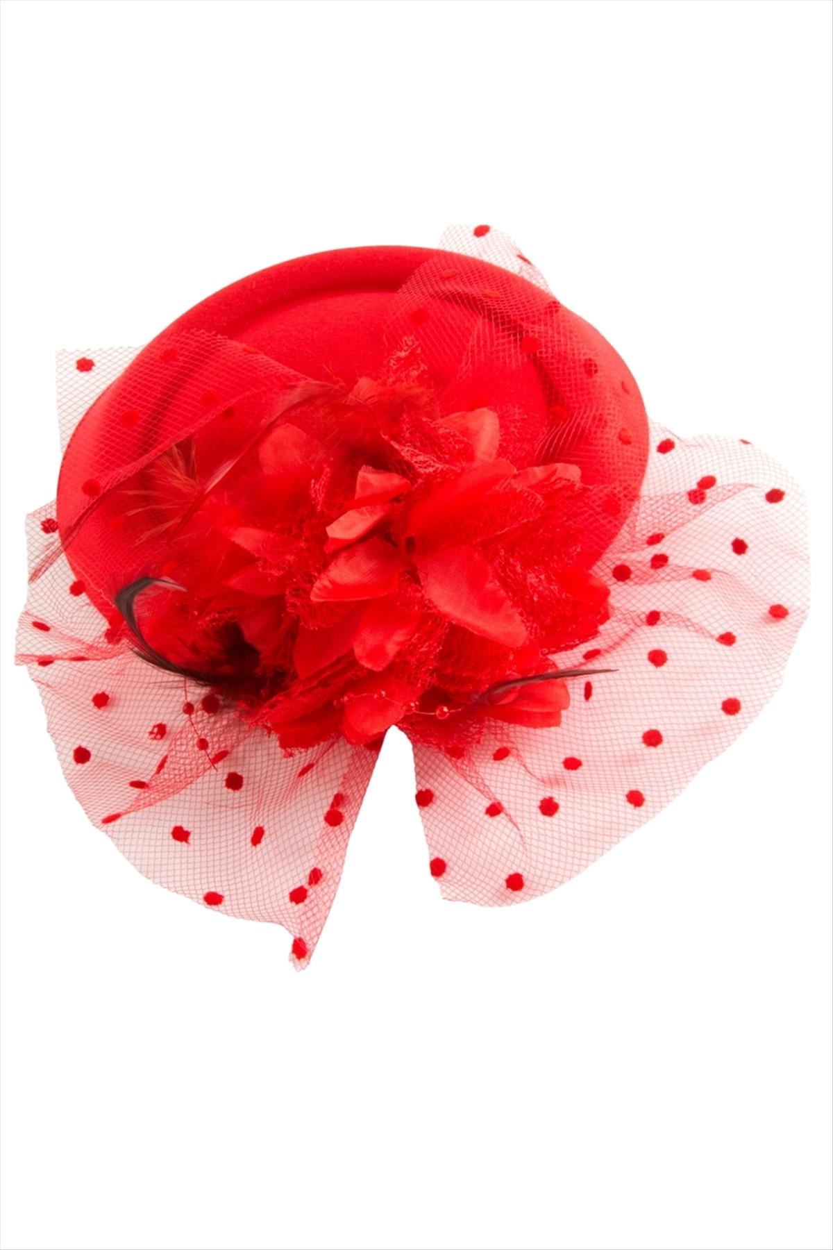 Çiçek Tüylü Dantelli Şapka Toka