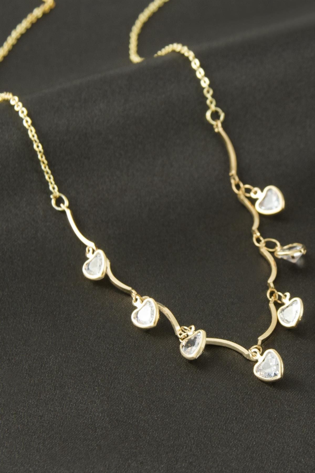 Kalp Kristal Taşlı Kolye