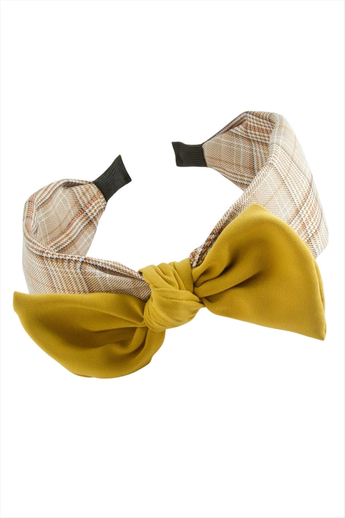 Kare Desenli Fiyong Taç