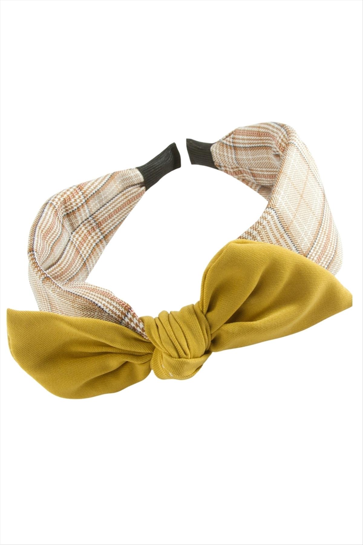 Kare Desenli Fiyong Taç