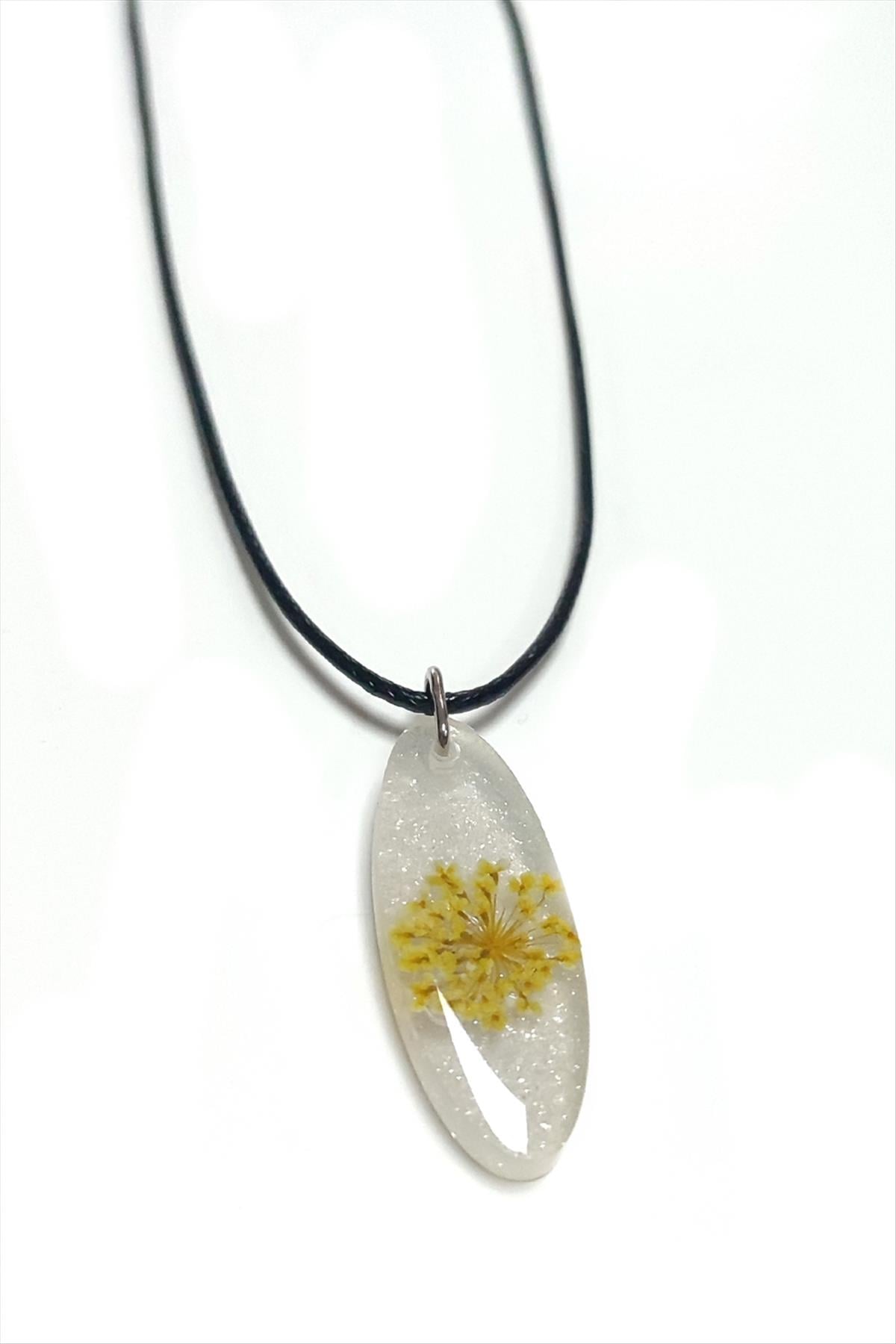 Sultanotu Çiçeği Oval Epoksi Kolye