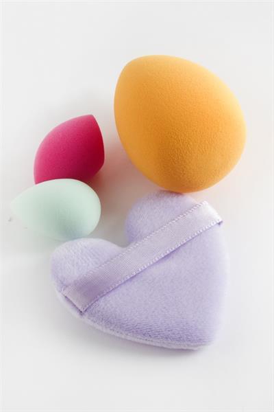 9 Adet Kalp Şişeli Makyaj Süngeri