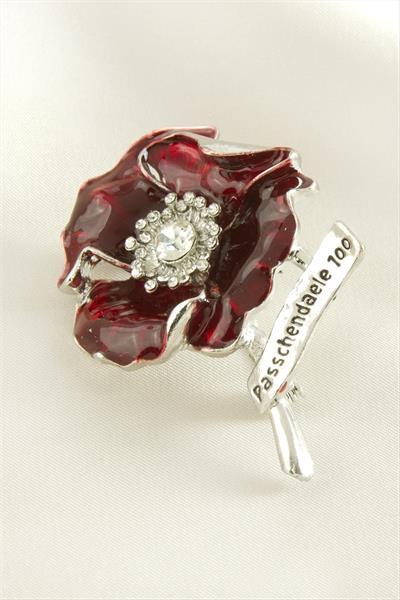 Çiçek Mineli Taşlı Broş