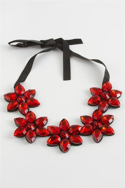 Çiçek Taşlı Yaka Kolye