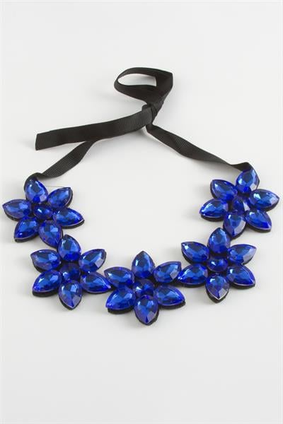 Çiçek Taşlı Yaka Kolye