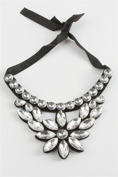 Çiçek Taşlı Yaka Kolye