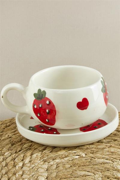 Çilek Desenli Seramik Tabaklı Kupa