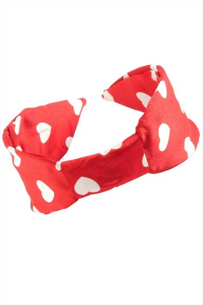 Kalp Desenli Fiyong Taç