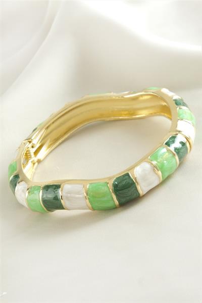 Kare İşlemeli Mineli Kelepçe Bileklik