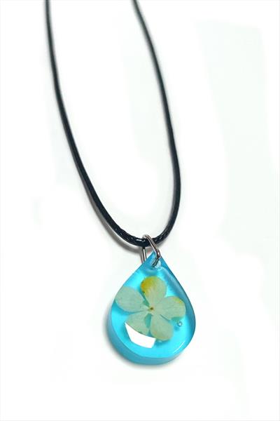 Kartopu Çiçeği Damla Epoksi Kolye