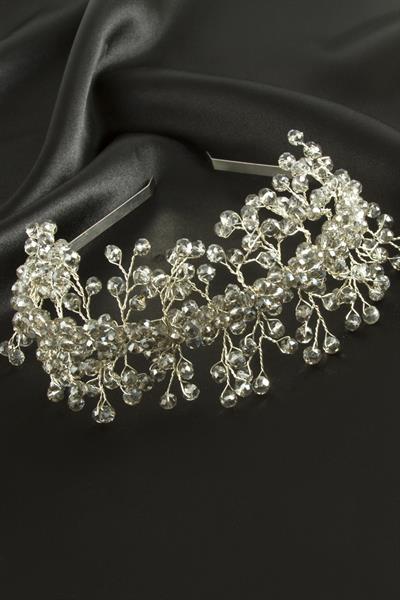 Kristal Taşlı Taç