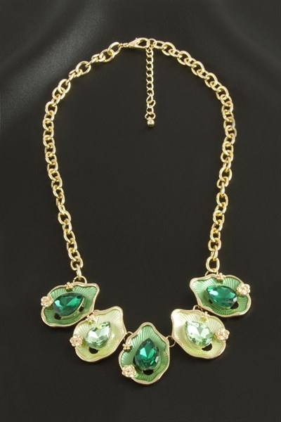 Oval Taşlı Mineli Metal Kolye