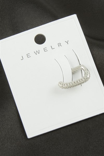 Oval Zirkon Taşlı Kıkırdak Küpe 1 Adet