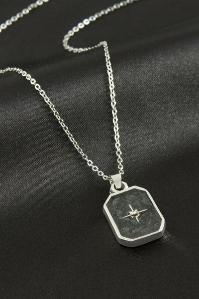 Yıldız Mineli Kolye