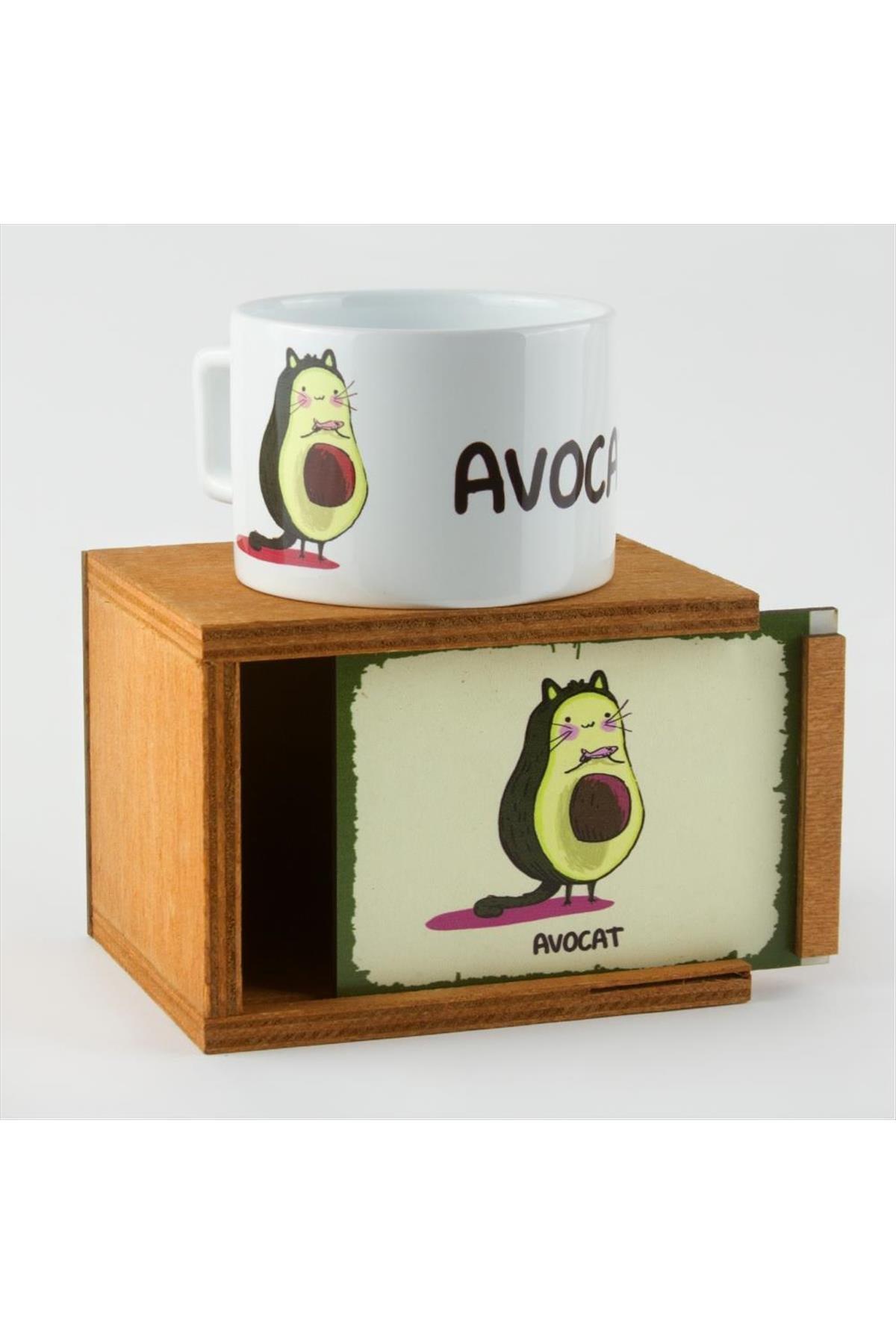Avocat Figürlü Ahşap Kutulu Kupa