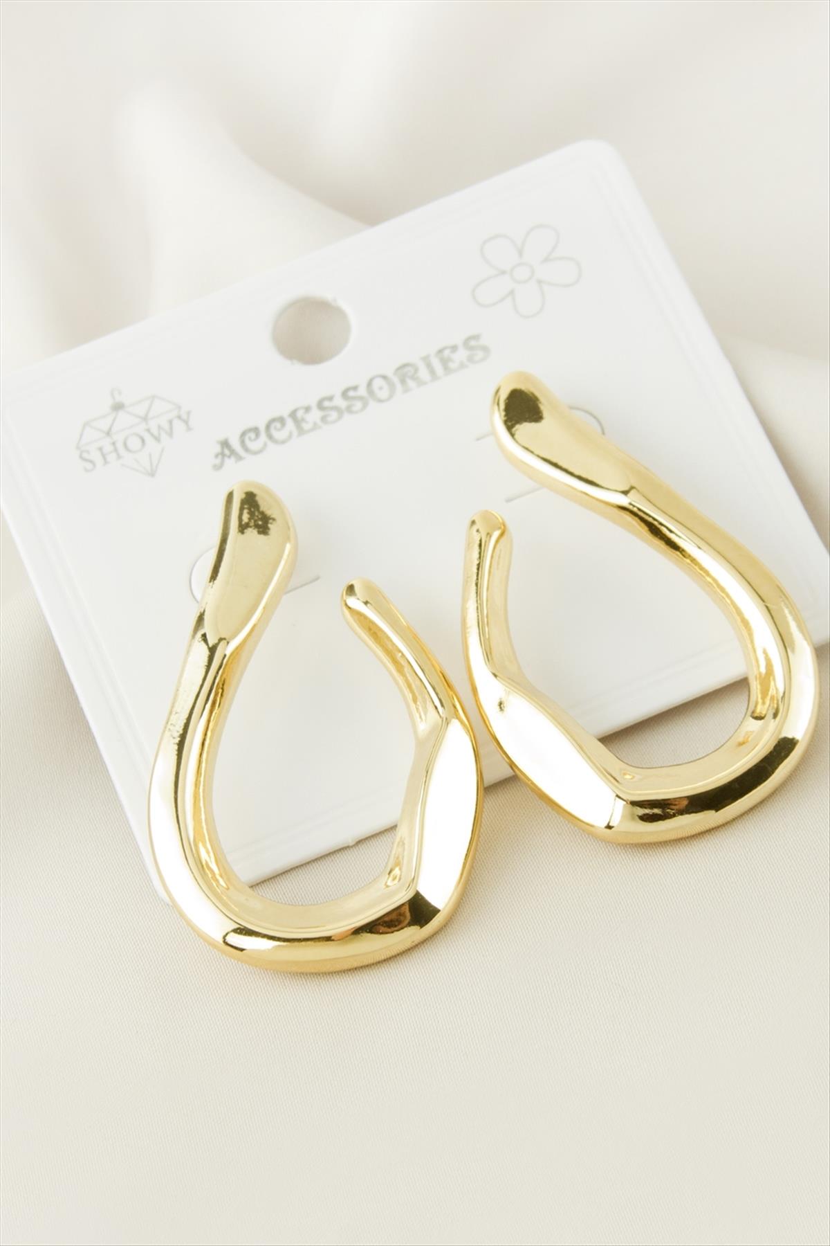 Kanca Şekilli Plastik Küpe