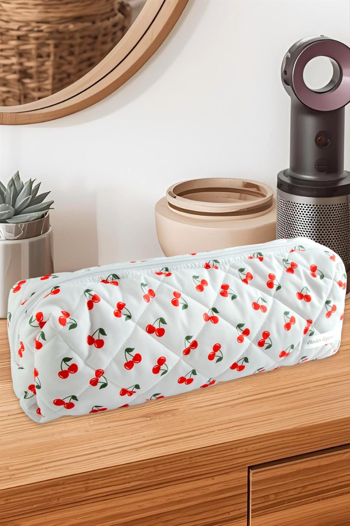 Kiraz Desenli Dy Saç Şekillendirici Çanta