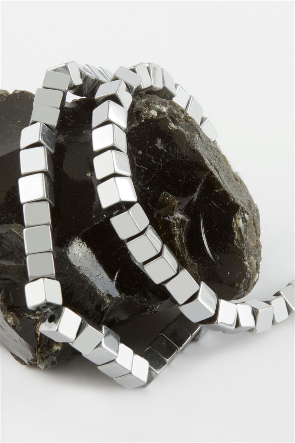 Küp Hematit Taşı 6 mm