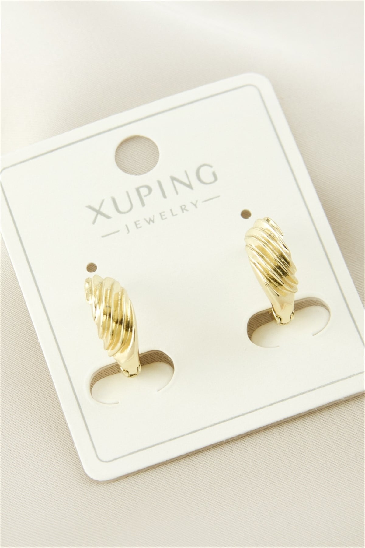 Xuping Lüks Çelik Küpe