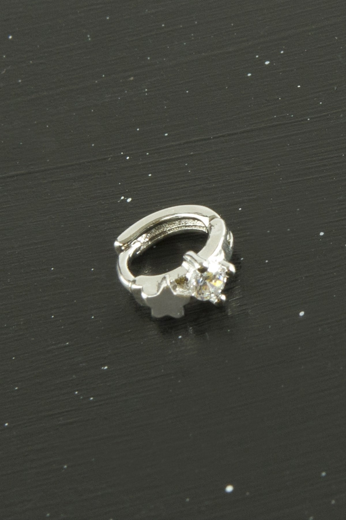Yıldız Lüks Çelik Kulak Burun Piercing 1 Adet