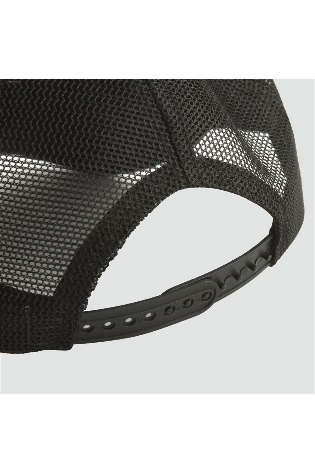 Aslan İşlemeli Fileli Kasketli Şapka