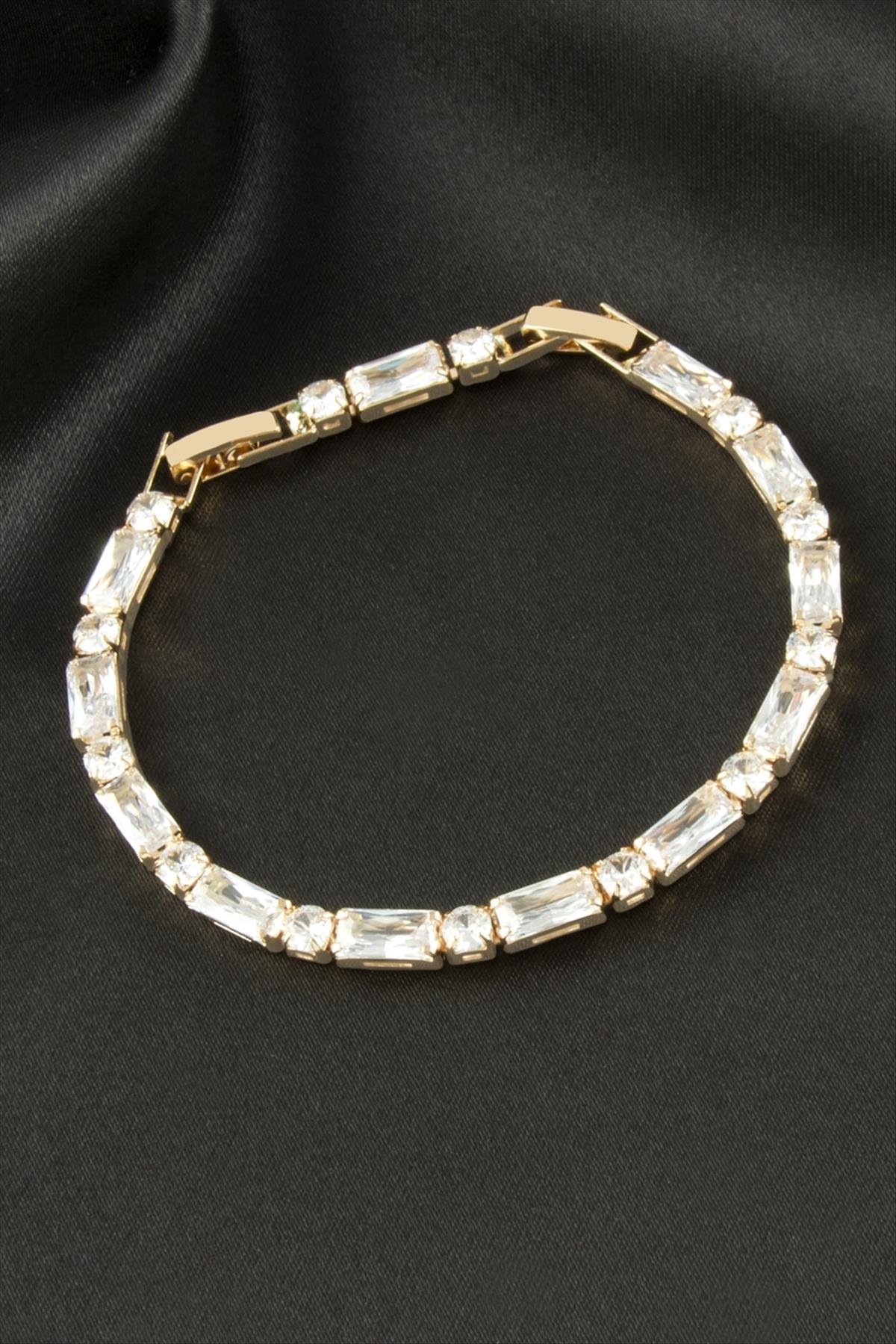 Dikdörtgen Zirkon Taşlı Lüks Kararmaz Bileklik 4*9 mm