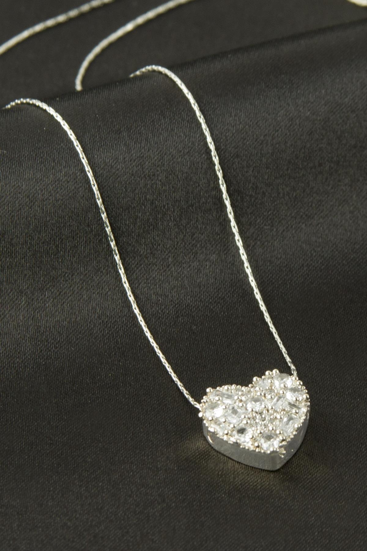 Kalp Zirkon Taşlı Kolye