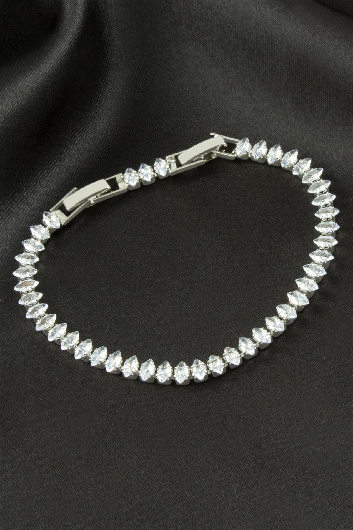 Oval Zirkon Taşlı Lüks Kararmaz Bileklik 5 mm
