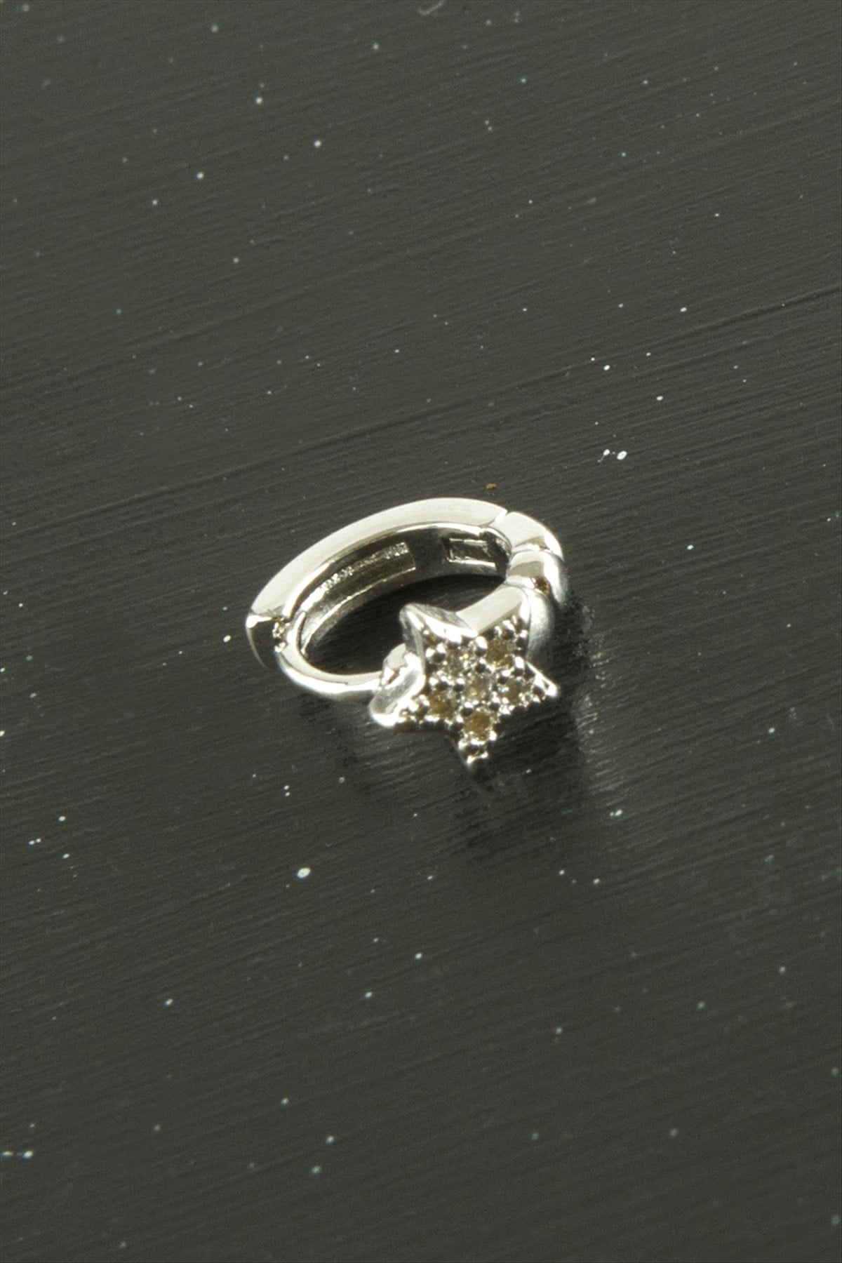 Yıldız Lüks Çelik Kulak Burun Piercing 1 Adet