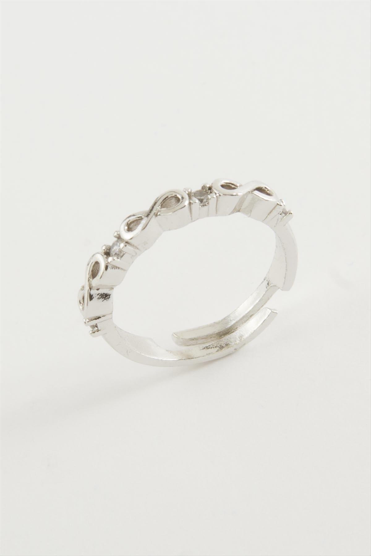 Yıldız Taşlı Yüzük