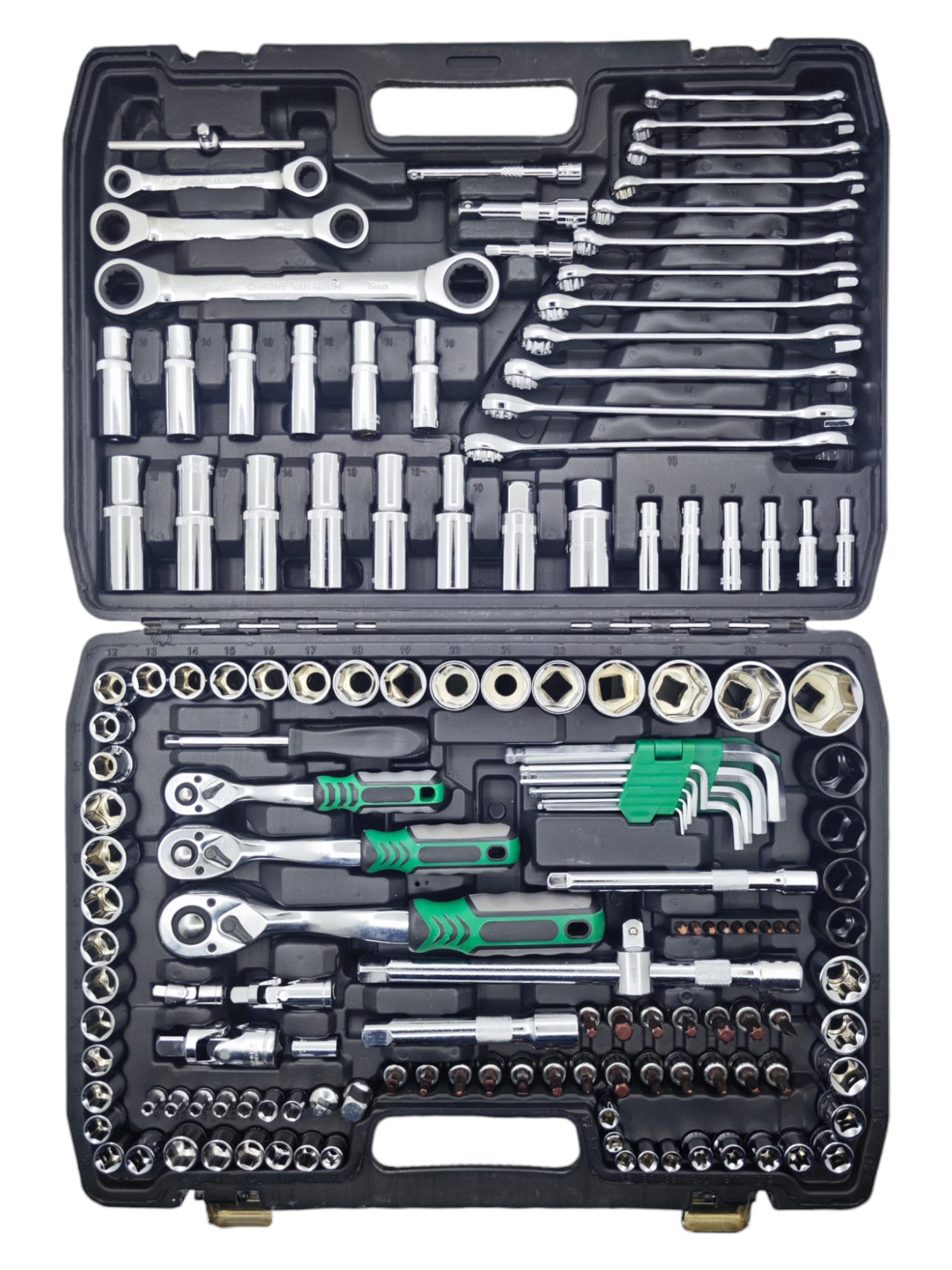 00461   Elka 1/2-1/4-3/8 Lokma Seti 151prç