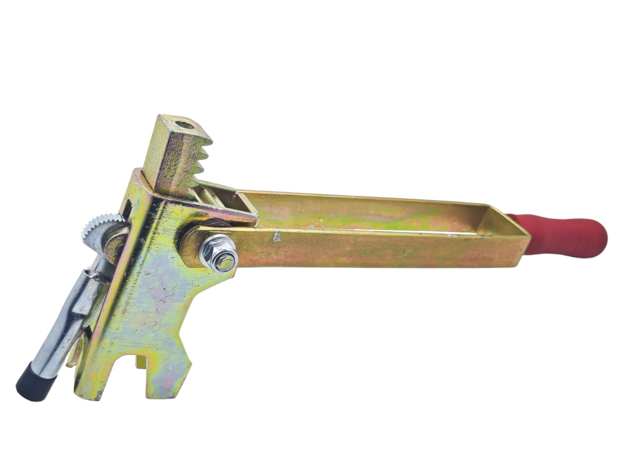 06758   ÇETİNLER KOLLU ÇİROZ ANAHTARI