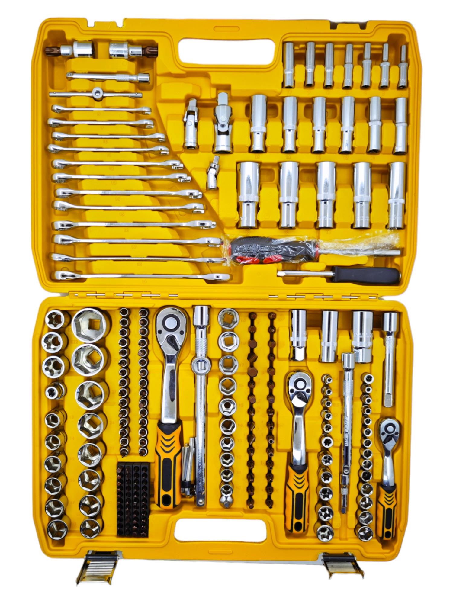 16933   Tools Lokma Ve Kombine Anahtar Takımı 216prç