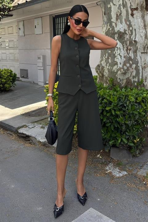 Midi Şortlu Ve Yelekli Viscon Takım 10167