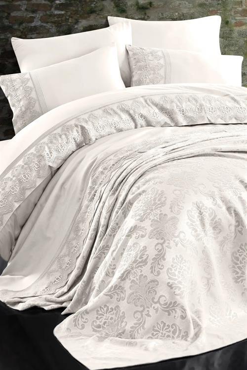 Nazik Nevresim Pike Set CK Bej Valeria