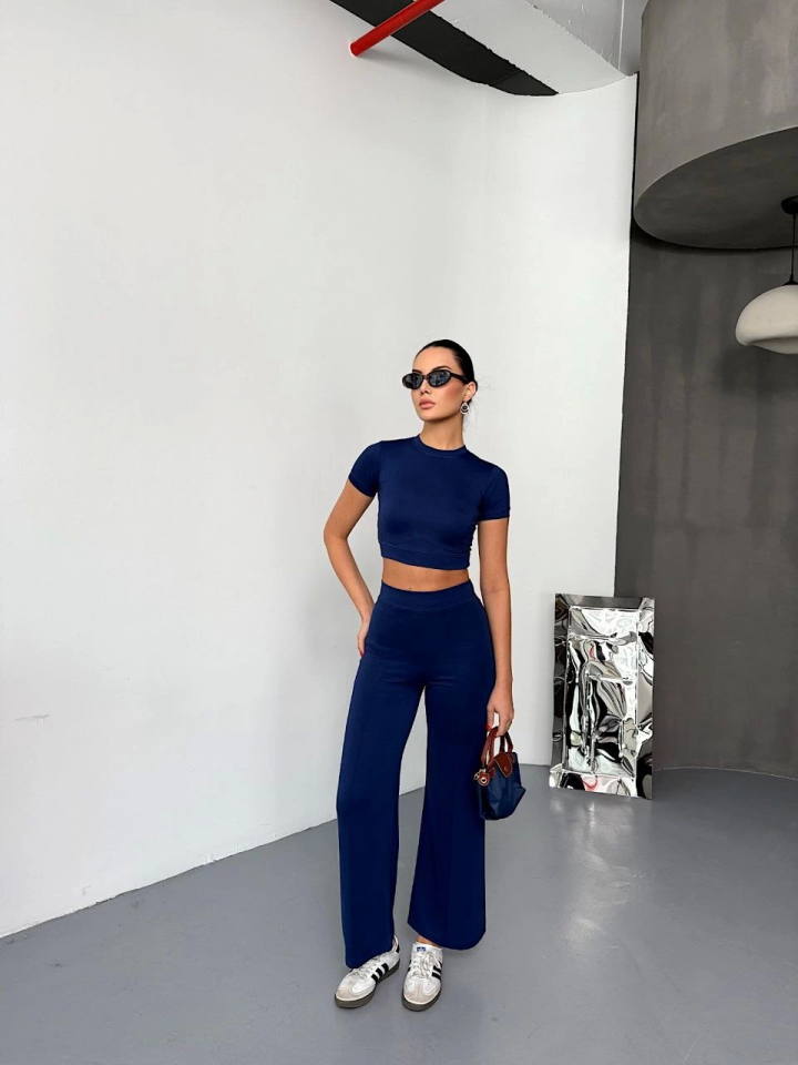 Osy Modal Yumuşak Dokulu Kumaş Kısa Kollu Crop Alt Ispanyol Paça Pantalon Ikili Takım - Lacivert