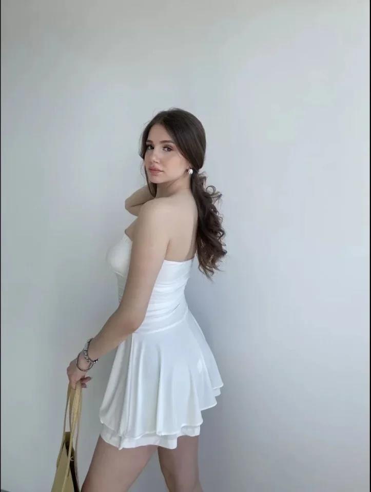 Straplez Mini Etek Görünümlü Şortlu Elbise Büzgülü Şık Yazlık - Beyaz