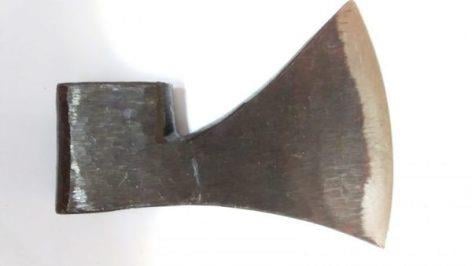 TRH06   SÜRMENE BALTA - Orta