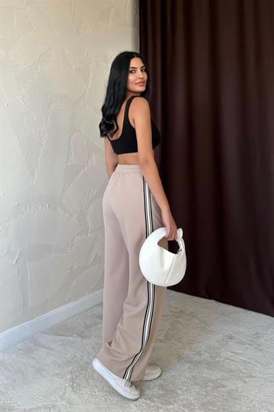 Bej Yanları Şeritli Pantolon