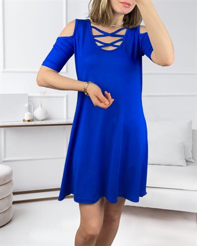 Dekolteli Bağcık Detay Viskon Kumaş Elbise